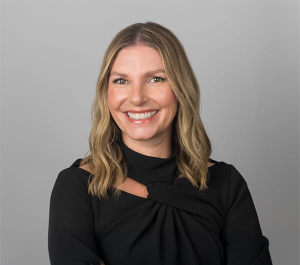OMA-Headshots_Elizabeth